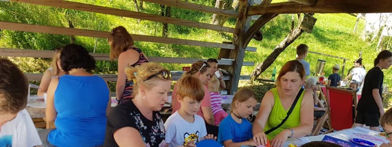 Počitniške ustvarjalnice v Knjižnici Litija in okrog