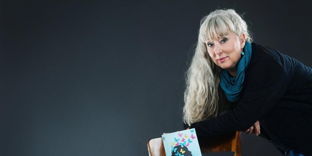 dr. Mojca Zvezdana  Dernovšek