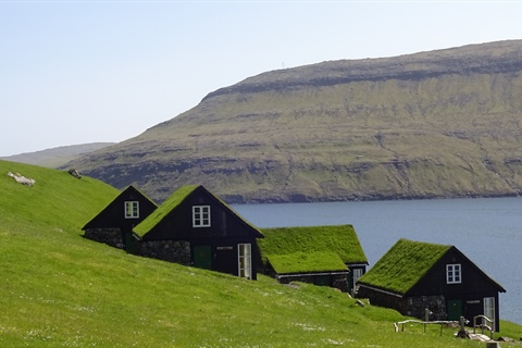 Ferski otoki - zeleni svet sredi ničesar